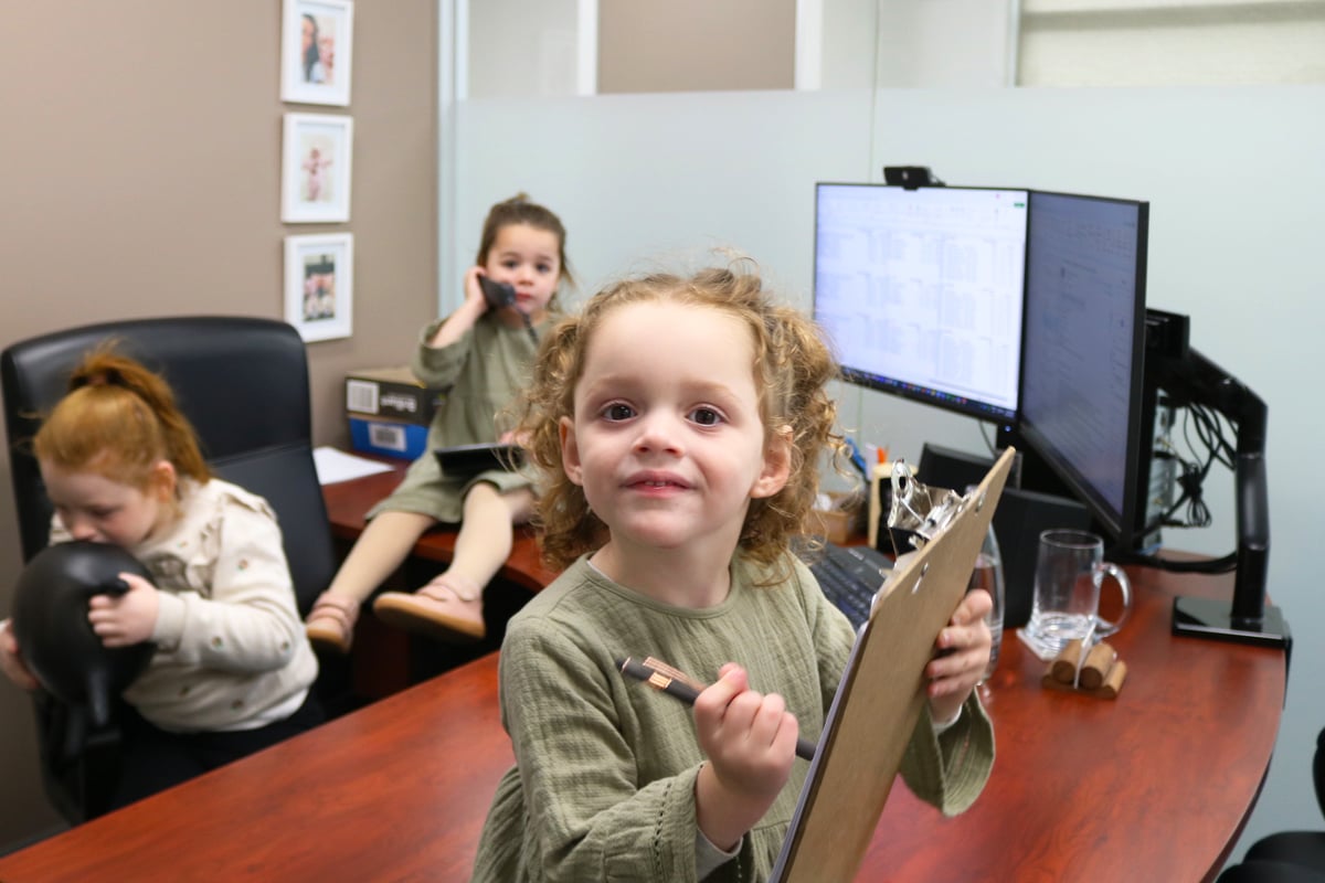 kids-desk-1